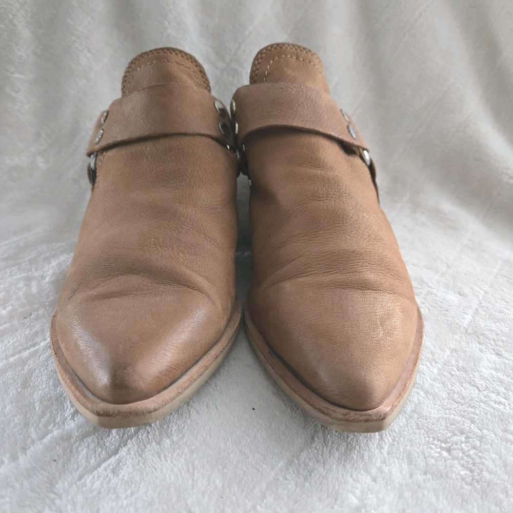 Dolce Vita Slingback Western Shoe 8.5 Urban Belted Harness Leather Stacked Heel - Picture 3 of 9